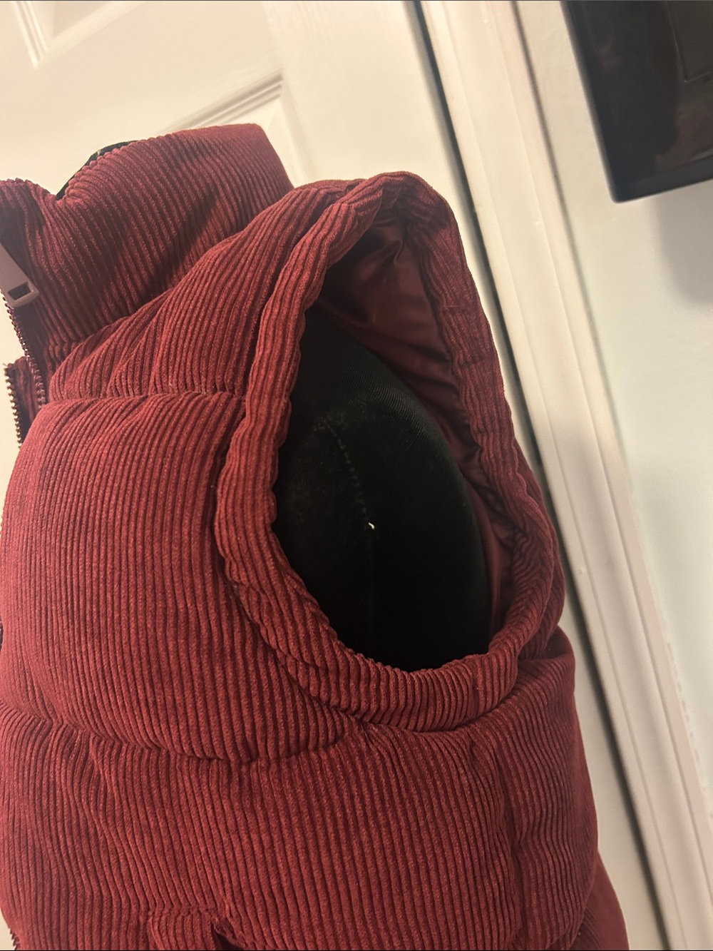 Maurices XS Corduroy Puffer Vest in Burgundy - Picture 5 of 6